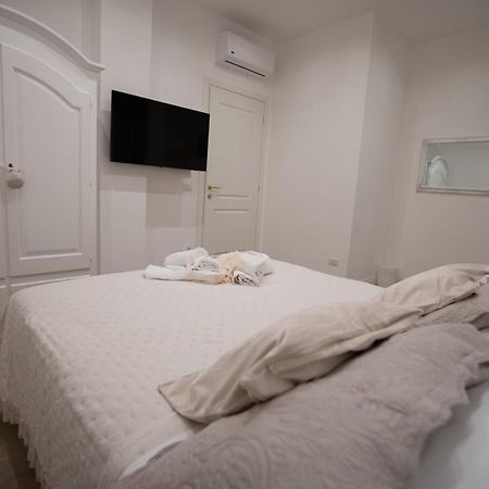 Suite Imperiale Colosseo Rome Extérieur photo