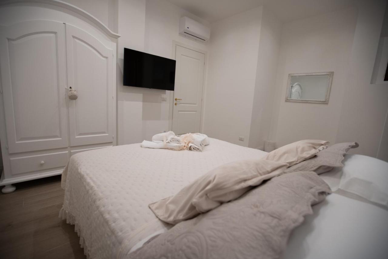 Suite Imperiale Colosseo Rome Extérieur photo