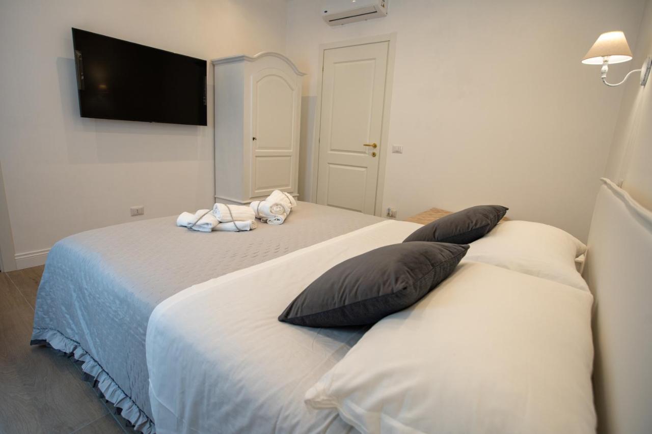 Suite Imperiale Colosseo Rome Extérieur photo