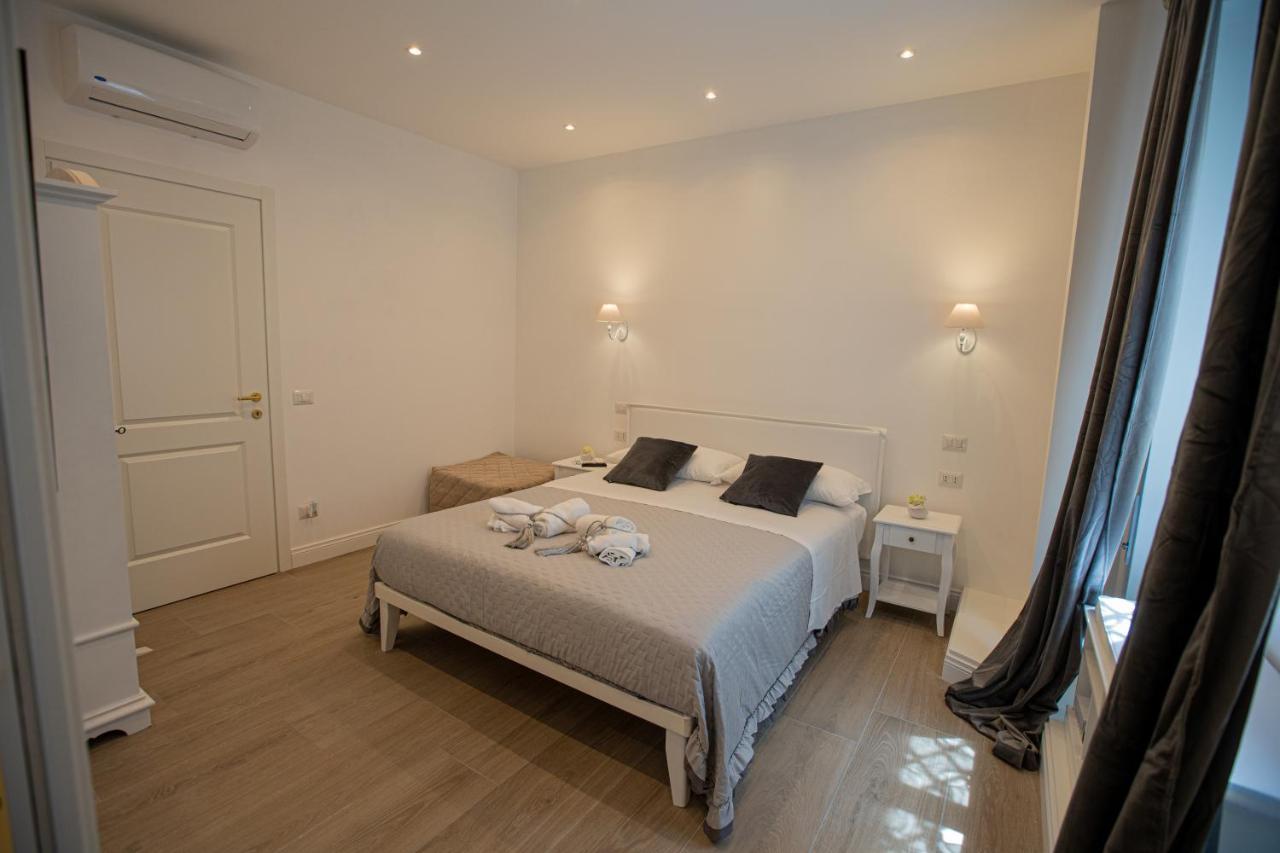 Suite Imperiale Colosseo Rome Extérieur photo