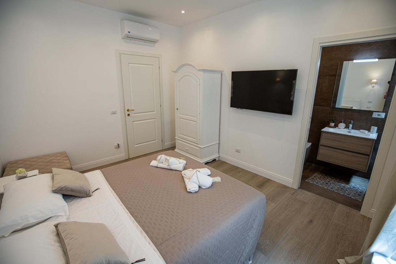 Suite Imperiale Colosseo Rome Extérieur photo