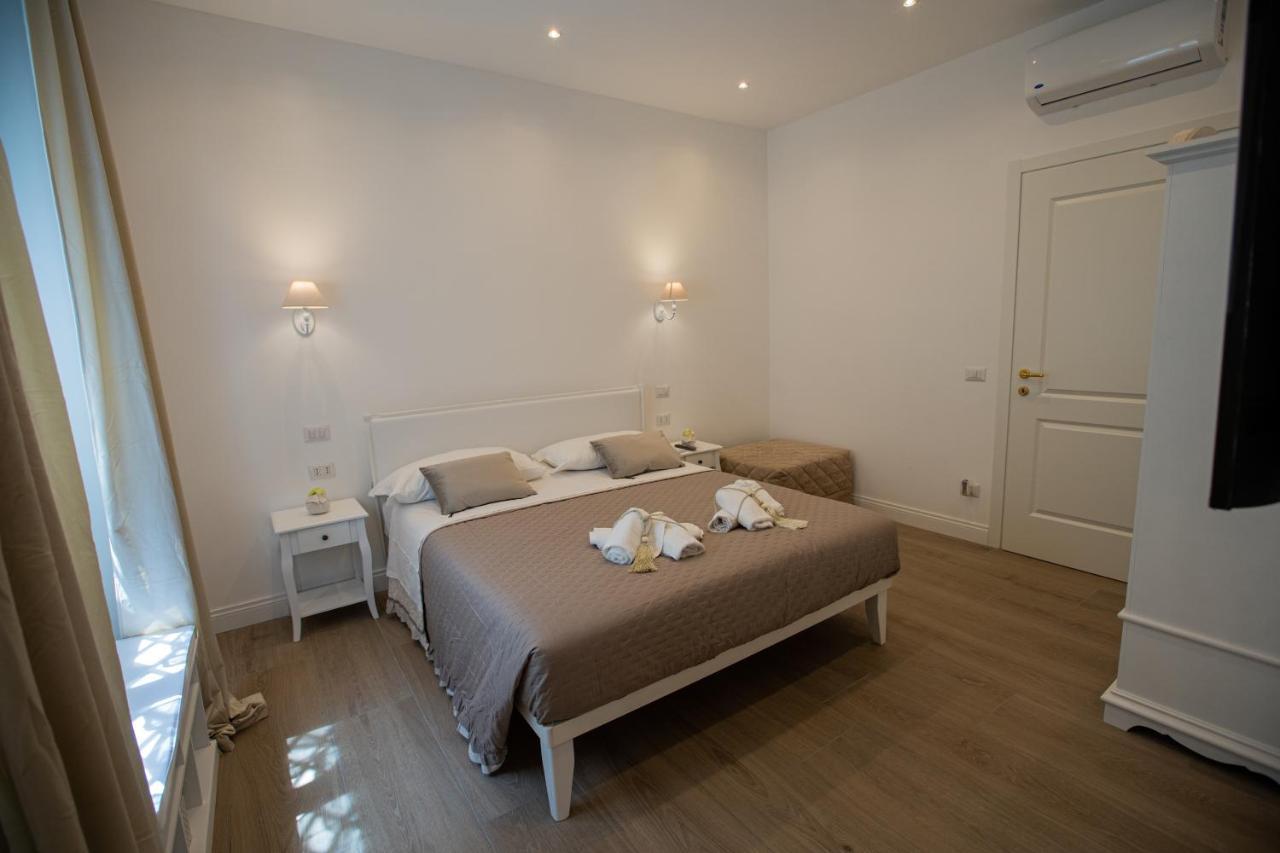 Suite Imperiale Colosseo Rome Extérieur photo
