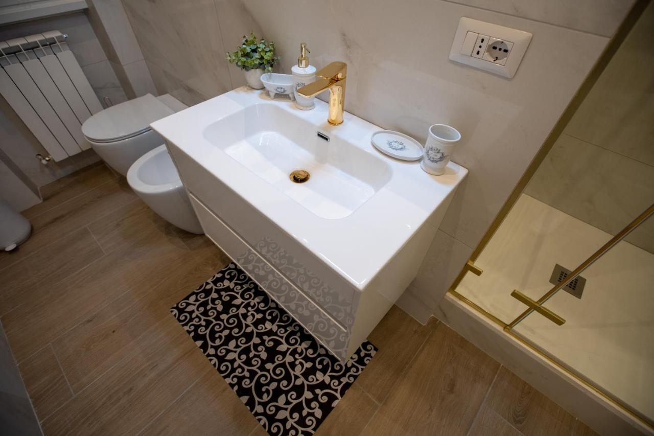 Suite Imperiale Colosseo Rome Extérieur photo