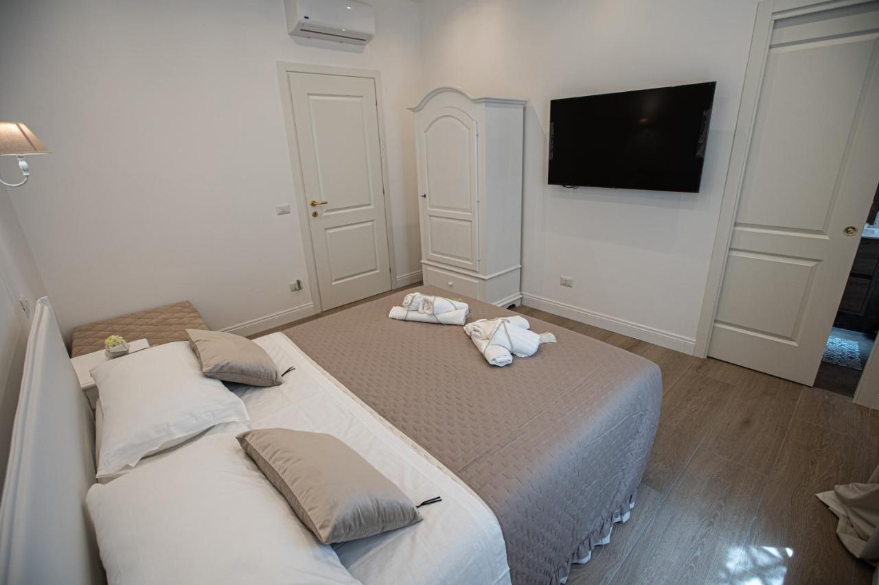 Suite Imperiale Colosseo Rome Extérieur photo